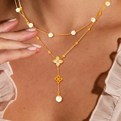 Clover Pearl Necklace